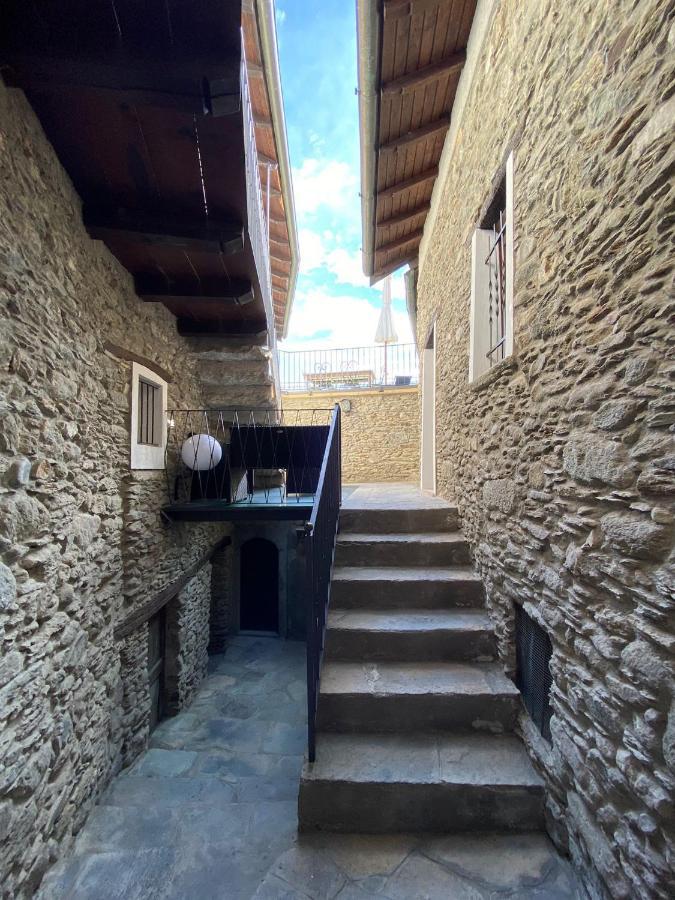 Musso Independent Stone House With Lake View מראה חיצוני תמונה